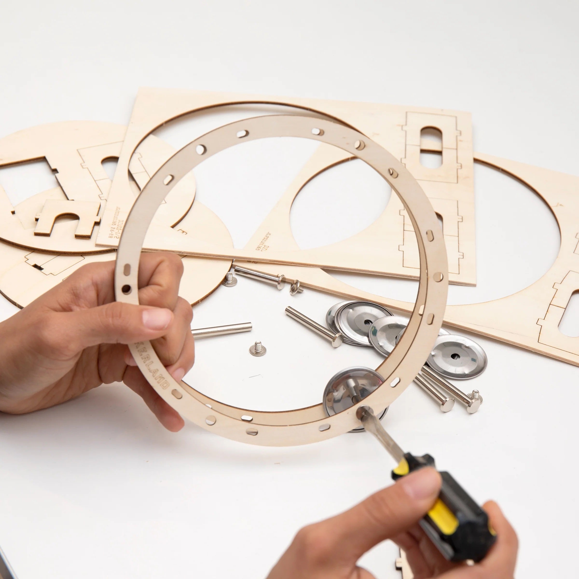 Kikkerland - Make Your Own Tambourine, photo 2 of 3